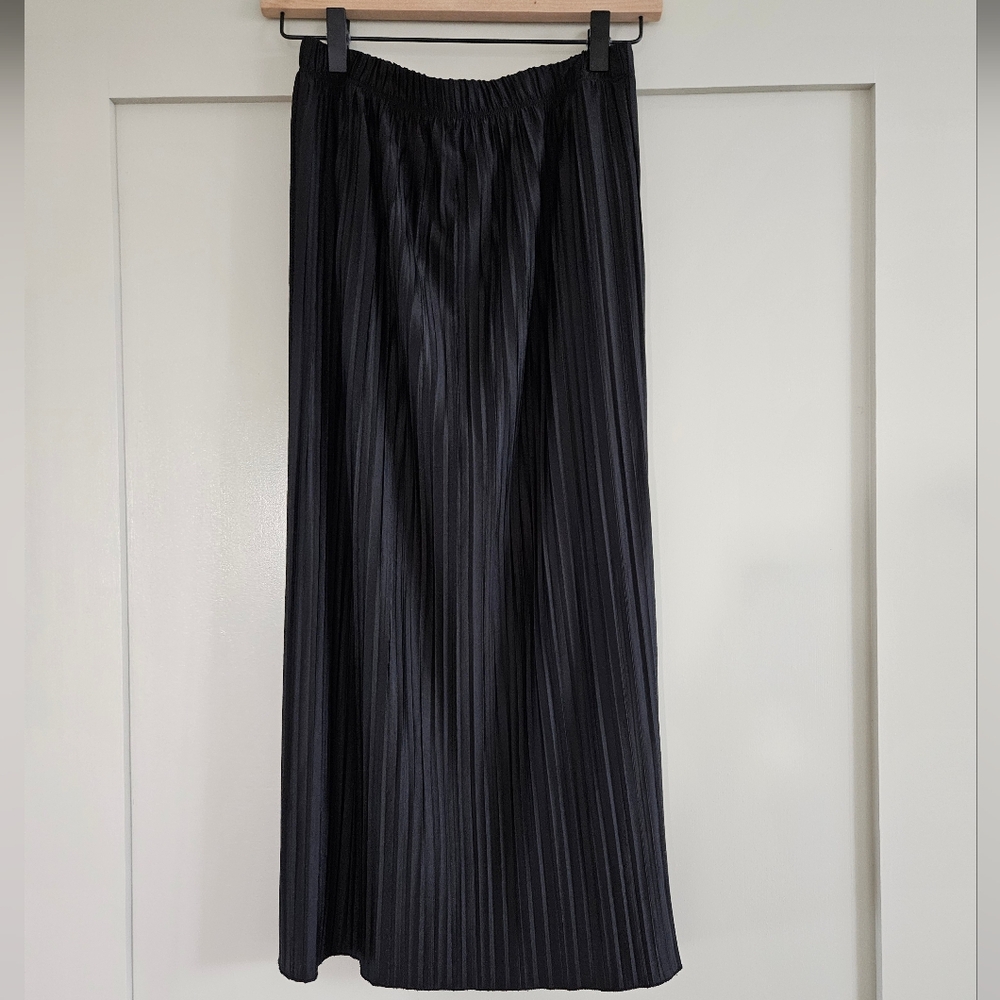 Zara pleated skirt